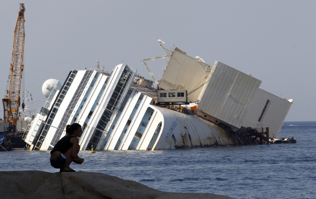 Costa Concordia Wreck Removal (4)